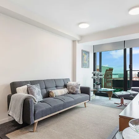 Cosy 2Brm Cbd Apartment
